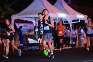 BIB: 1187, 212, 44377, 2017
                            <button type="button" onclick="openModal(22850319)" class="btn btn-primary btn-sm float-right btn-popup" data-toggle="modal" data-target=".modal-high-quality">
                        <i class="fas fa-shopping-cart"></i> Add to Cart
                    </button>
                                            <button type="button" onclick="isThisMe(22850319, true)" class="btn btn-success btn-sm float-right btn-popup btn-isme hidden" data-toggle="tooltip" data-placement="bottom" title="นี่คือรูปของคุณใช่ไหม คลิกที่นี่เพื่อเอาเข้าอัลบั้ม">
                        <i class="fas fa-plus"></i> Add to album
                    </button>
                    <button type="button" onclick="isThisMe(22850319, false)" class="btn btn-warning btn-sm float-right btn-popup btn-isnotme hidden">
                        <i class="fas fa-ban"></i> Remove from album
                    </button>
